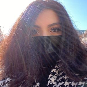 Meet your Posher, Mayra